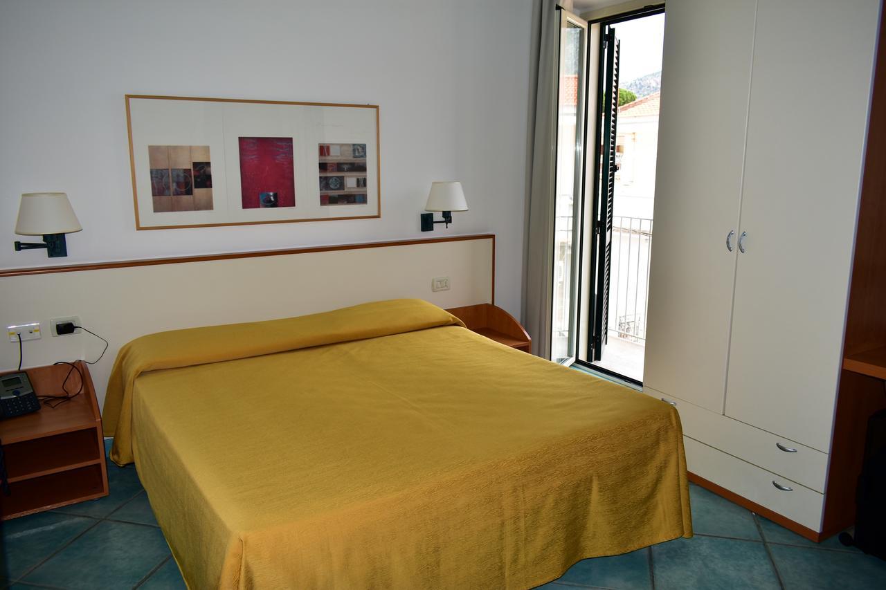 Hotel Amyclae Sperlonga Εξωτερικό φωτογραφία