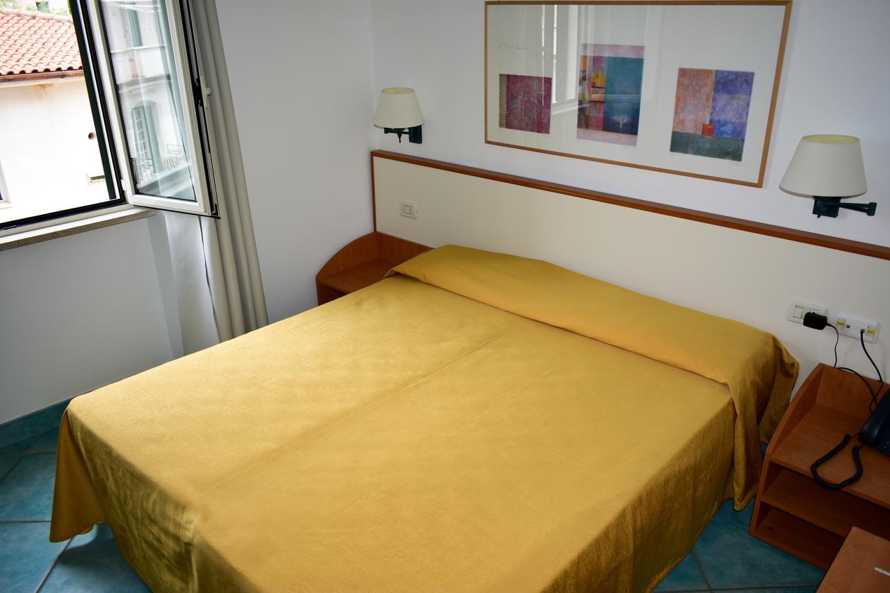 Hotel Amyclae Sperlonga Εξωτερικό φωτογραφία
