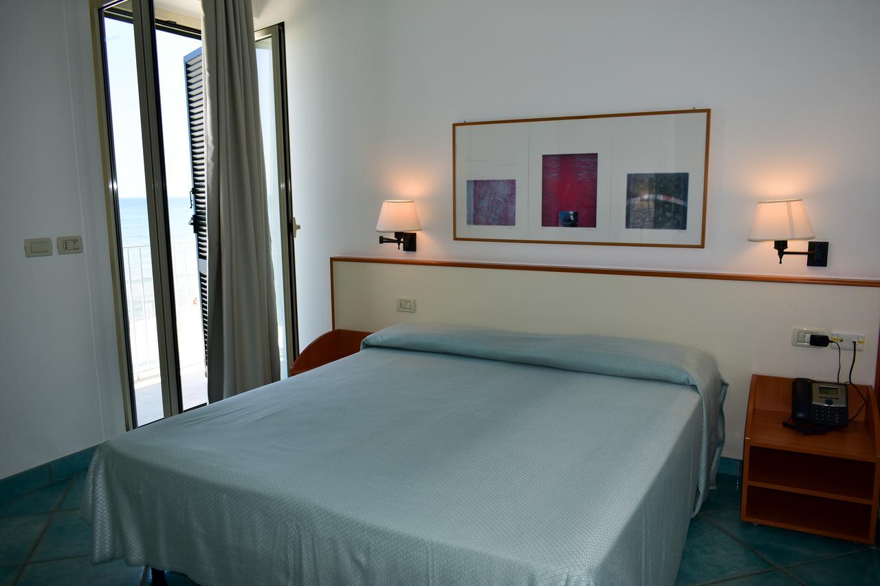 Hotel Amyclae Sperlonga Εξωτερικό φωτογραφία