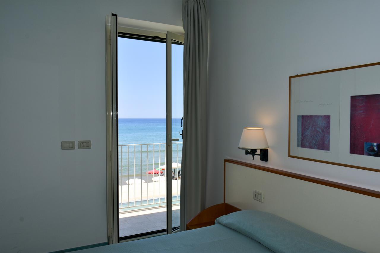 Hotel Amyclae Sperlonga Εξωτερικό φωτογραφία